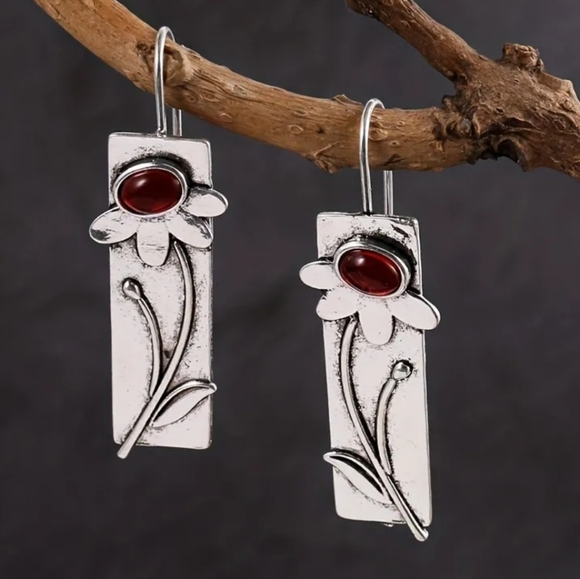 Silver Color Flower Inlaid Red Stone Dangle Hook Earrings‎ 2/$15‎ 3/$20 4/$25 - Picture 1 of 6